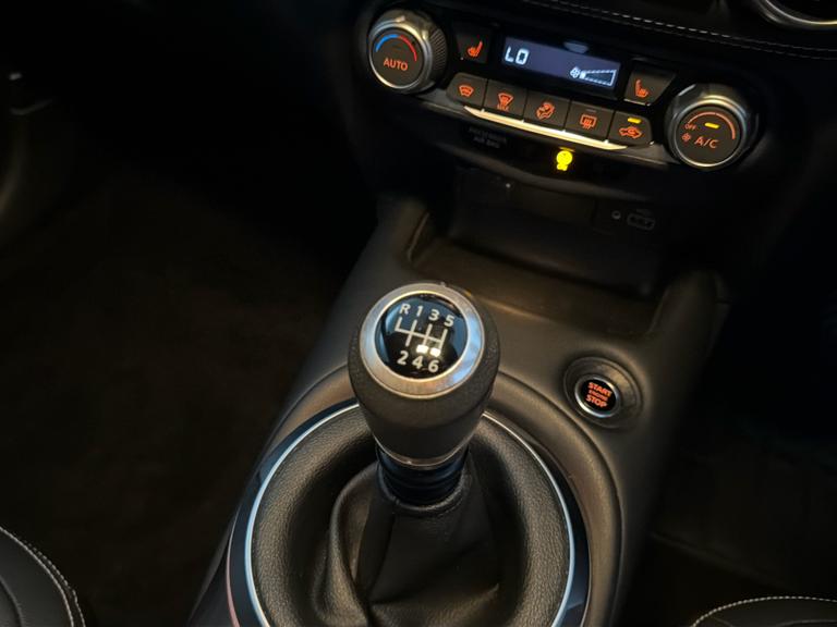 NISSAN Juke Photo bsapi-2b43d4d5df2142a8d9be06aeaf3c3982f8705f2b.jpg