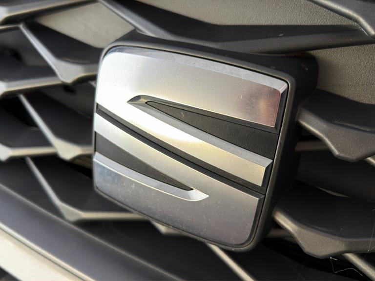 SEAT ATECA Photo bsapi-2b4a0b6843e7b253ebd462ff1687f21872092232.jpg