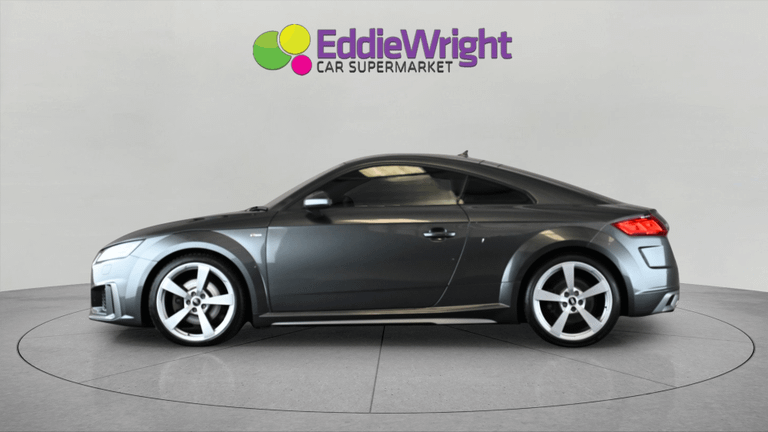 Audi TT Photo bsapi-2b516fd0d69be99add24aadc0f457fc07dff3da7.jpg