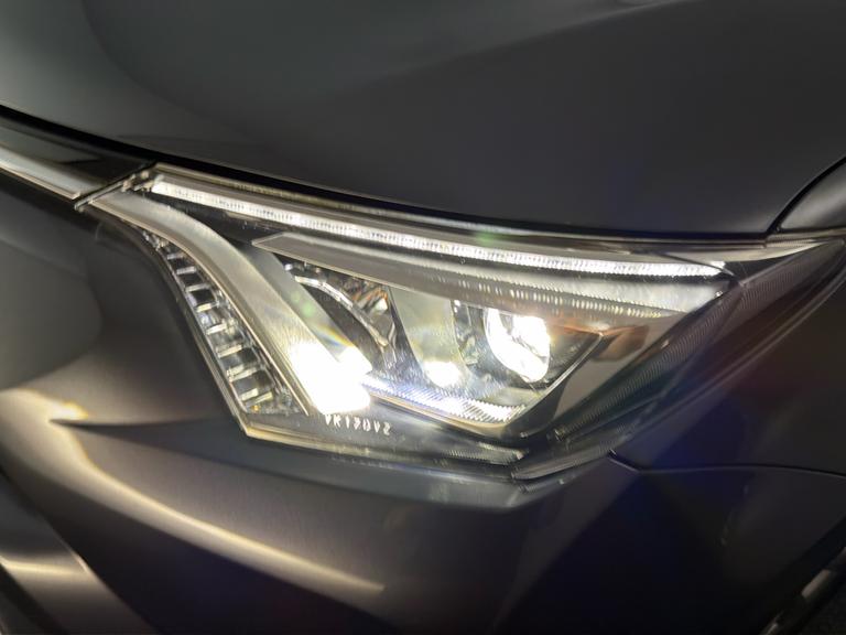 TOYOTA RAV4 Photo bsapi-2b88b839a0725b68169f42d4e9ca144bd64bfed6.jpg