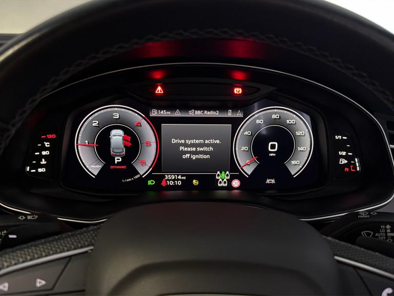 Audi Q7 Photo bsapi-2bbda0c5ea6559a3ae823dd3ece5d47a01453b72.jpg