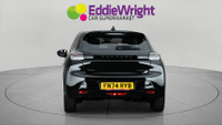 PEUGEOT 208 Photo 5