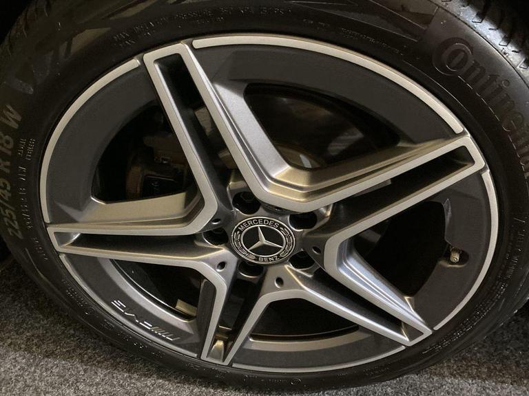 MERCEDES-BENZ CLA Photo bsapi-2ccb38bdff055815545f86115b0d491d2a9da22e.jpg