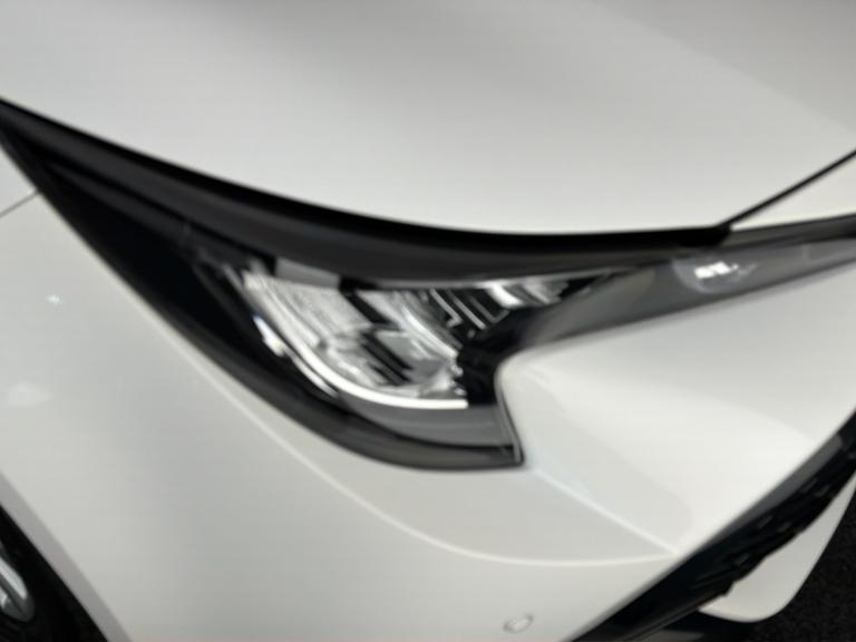 TOYOTA Corolla Photo bsapi-2def19836a5e26f8a2e06448dd39be54963b7d0f.jpg