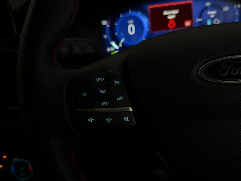 FORD KUGA Photo bsapi-2e4830e19a4d5713cf9f6c30a1279560f54ff51c.jpg