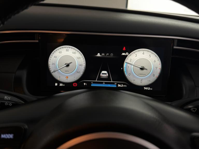 HYUNDAI TUCSON Photo bsapi-2e8a01c99748ee64c47359cf9ed5022adeaa1cdb.jpg