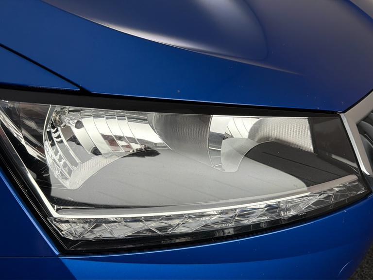 Skoda FABIA Photo bsapi-2e8c6ad6eb64dbe93689f3e16b3077a166da6ec3.jpg