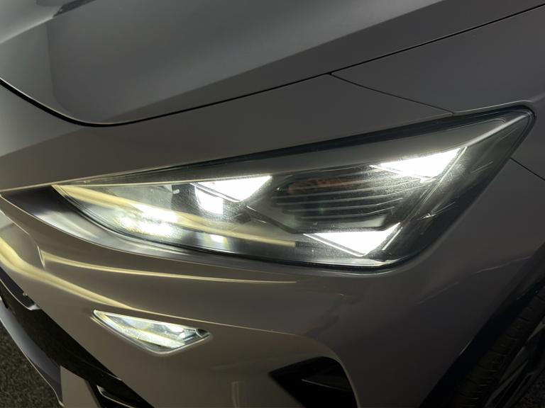 CUPRA FORMENTOR Photo bsapi-2ed8bb90b3d29f692c17adfc406064b7bebb2a7e.jpg