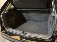 ŠKODA KAMIQ Photo 14