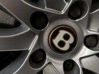 Bentley BENTAYGA Photo 23