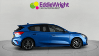 FORD Focus Photo 7