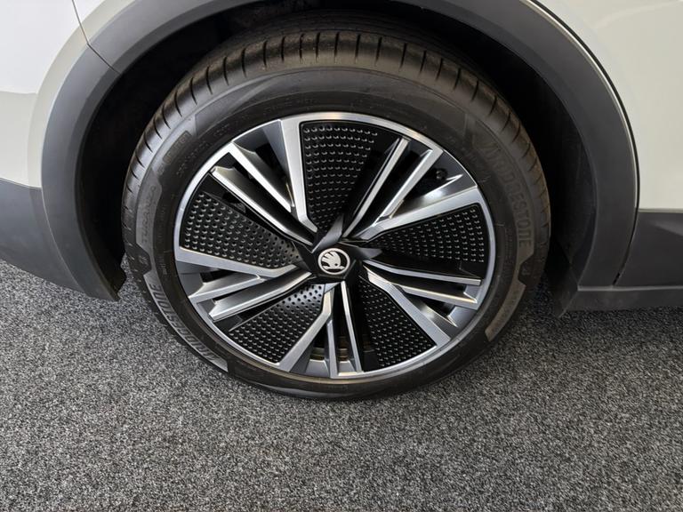 ŠKODA ELROQ Photo bsapi-2fcac7c9916fac858bc6086e76b8a7209e275a10.jpg