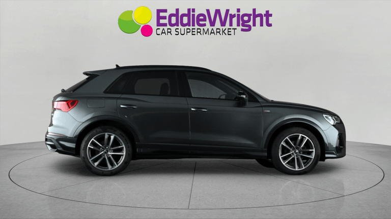 Audi Q3 Photo bsapi-3037859e12c24dbd67055736be817b7335536f2f.jpg