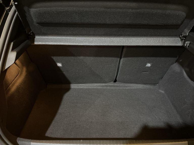 VAUXHALL CORSA Photo bsapi-30b0fe71c34d61b30fa7334a153070284c79a561.jpg