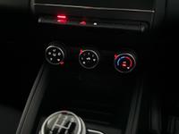 RENAULT Clio Photo 16