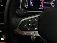 VOLKSWAGEN T-ROC Photo 18