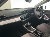 Audi Q3 Photo 23