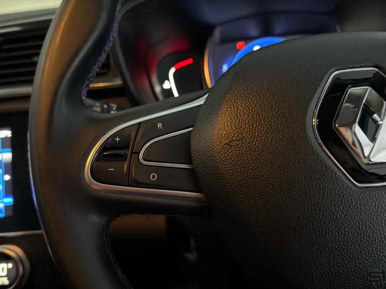 RENAULT Kadjar Photo bsapi-330518acf51a56f83f27ea90f37e07da711f4fae.jpg