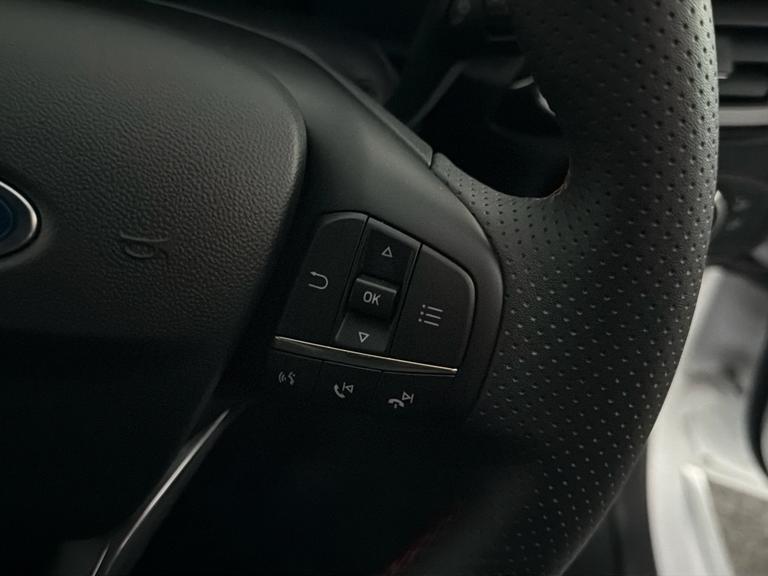Ford FIESTA Photo bsapi-33a097d6aac8a1a9b39eb2cbc7d63456c431ec56.jpg