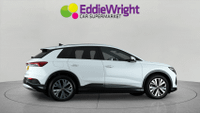 Audi Q4 E-Tron Photo 7