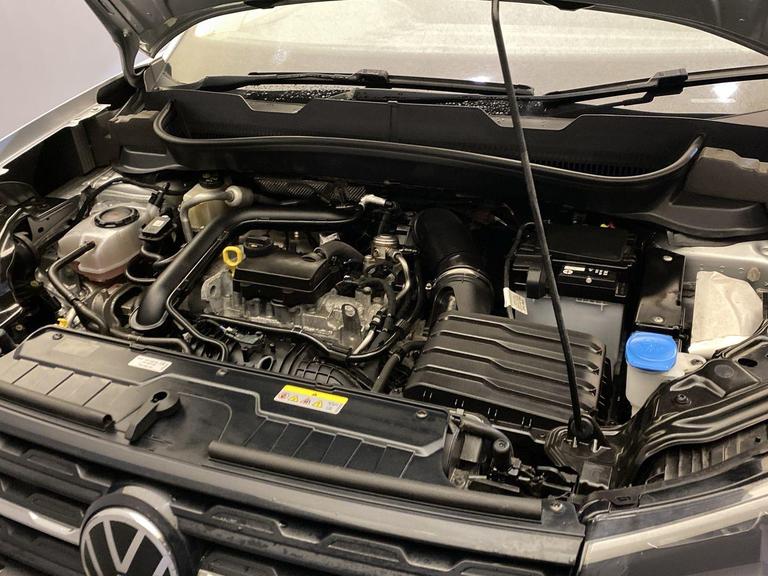 Volkswagen T-CROSS Photo bsapi-3538ee19f2b2e6f7dd0b990070bfdb893ead4642.jpg