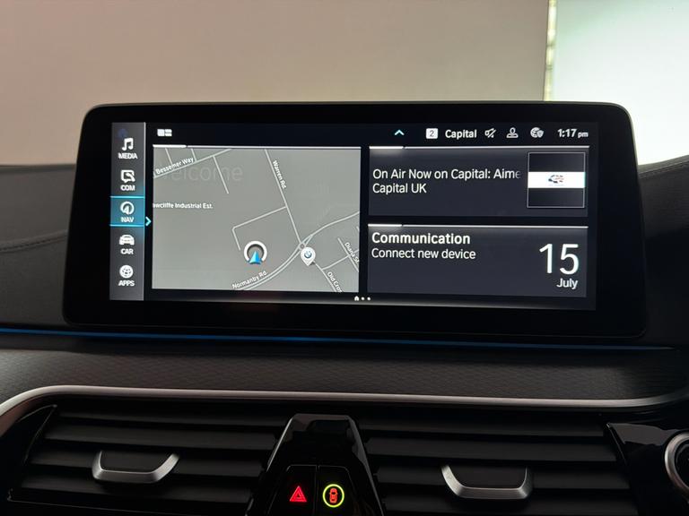 BMW 5 Series Photo bsapi-3543ee447887de213abd6a50321adaa22e61ac7f.jpg