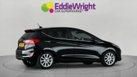 Ford FIESTA Photo 5