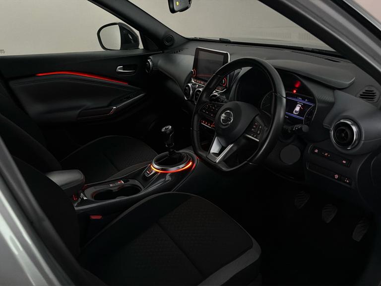NISSAN JUKE Photo bsapi-359518dce21ff5eccfd397229024327f1e07ac2f.jpg
