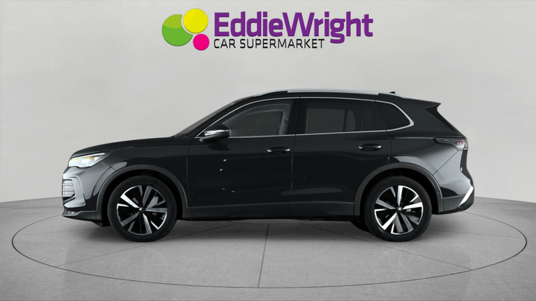 Volkswagen TIGUAN Photo bsapi-35ae7f91c5510d0d87016fa8943adc081eff952f.jpg