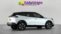 PEUGEOT 2008 Photo 7