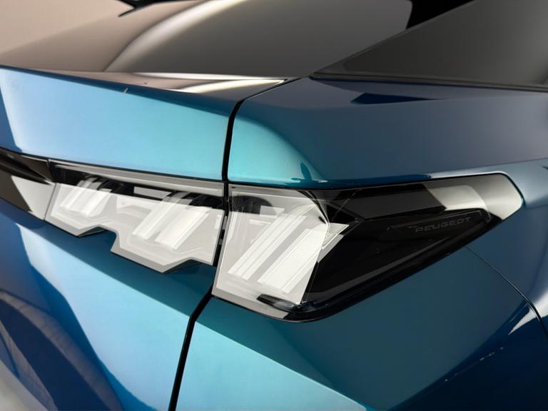 Peugeot 3008 Photo bsapi-3677a7f9d42bdcae847dfb653f86b1c00a7bb6cd.jpg