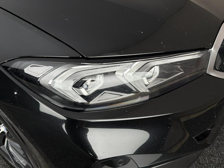 BMW 3 Series Photo bsapi-367c9c4bdcd40e6bfea9105295d56227a96621a0.jpg