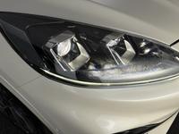 FORD Kuga Photo 36