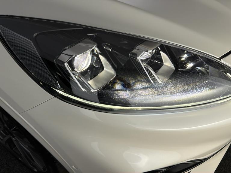 FORD Kuga Photo bsapi-3686ca8f5cff58d2951553661046d37c12619862.jpg