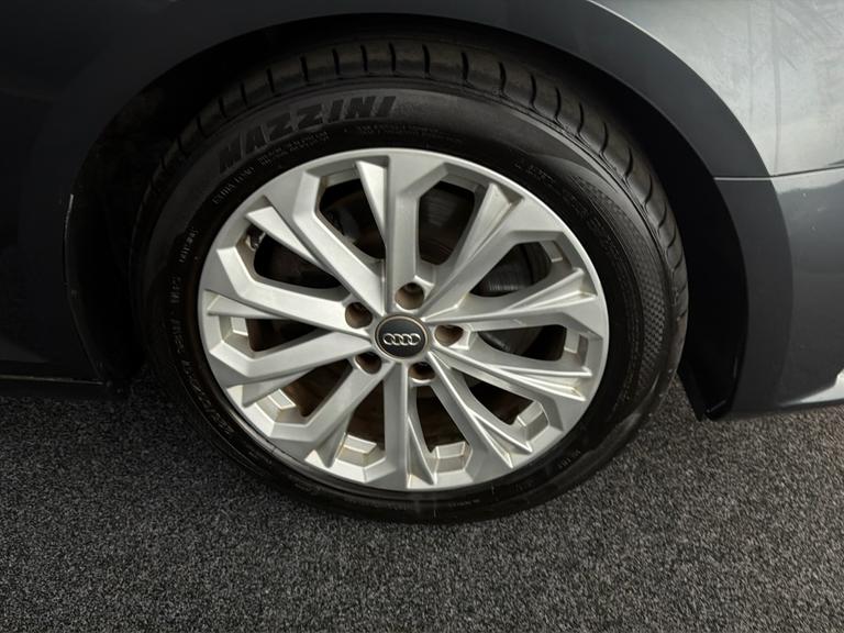 Audi A4 Photo bsapi-36acc953c4fad4e0af8dc7ba5a774eed08fb0797.jpg