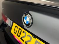 BMW 5 Series Photo 24