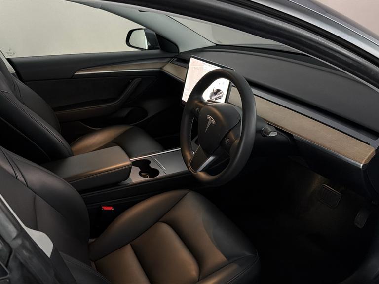 TESLA Model 3 Photo bsapi-373ee1c866c847d97c68247aba295f545ee1d944.jpg