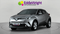 TOYOTA C-HR Photo 8