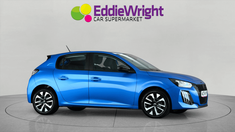 PEUGEOT 208 Photo bsapi-3778bf9a009dc428fd213b9aa374000fd0f7cbca.jpg
