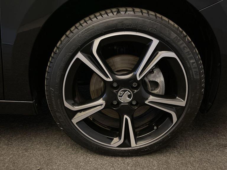 VAUXHALL CORSA Photo bsapi-37b764511f9521244c5fd46a46e8b52a812c832c.jpg