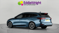 FORD FOCUS Photo 4