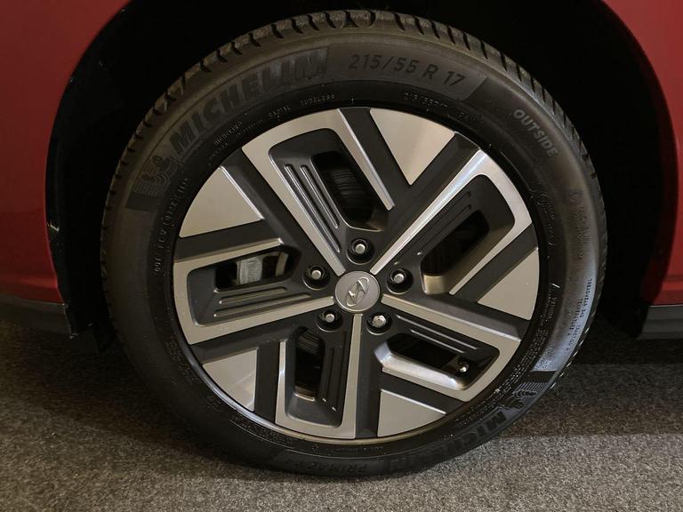 HYUNDAI KONA Photo bsapi-3831652dda988be4ec0df702522a31dbe54fec66.jpg