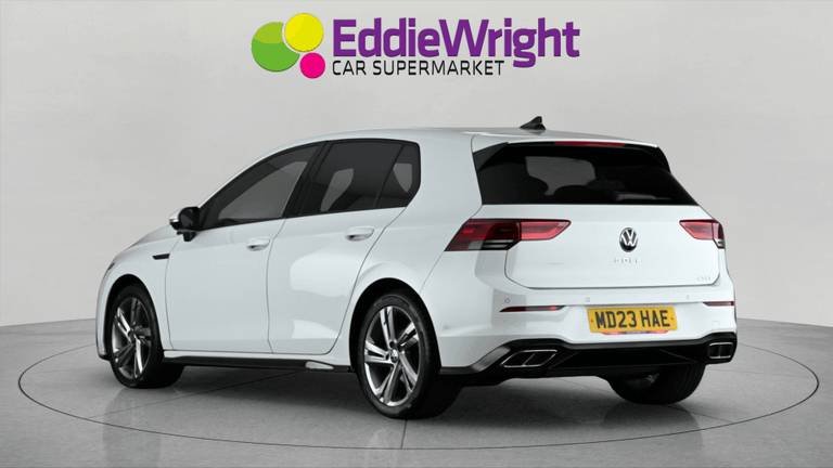 Volkswagen GOLF Photo bsapi-38c8e33a571c745b847804f364f0598931e486d2.jpg