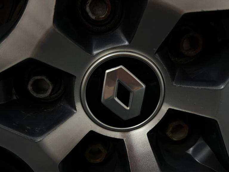 RENAULT CAPTUR Photo bsapi-38cccfbefad2d2bda8c74a0bbd09df0e2e874599.jpg