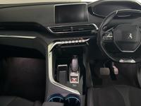 PEUGEOT 3008 Photo 4