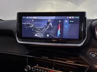 PEUGEOT 208 Photo 17