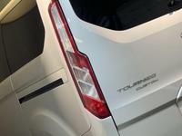 FORD TOURNEO CUSTOM Photo 21