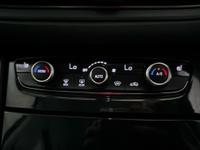 VAUXHALL Grandland Photo 17