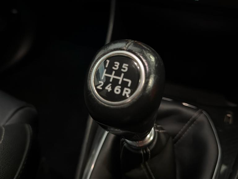 FORD Fiesta Photo bsapi-3a0efcd70fec5e669128a16b107814121e395106.jpg