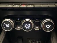 RENAULT Captur Photo 11
